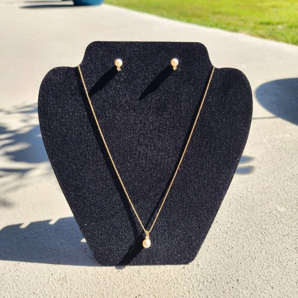 14K Yellow Gold Pearls and Diamond Earrings and Necklace Jewelry Set with box